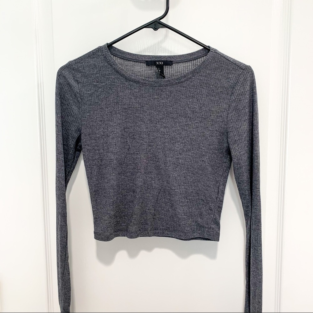FOREVER 21 CROPPED SHIRT